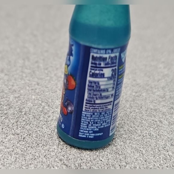 Zuru Mini Brands Kool-aid Bursts - Picture 3 of 4
